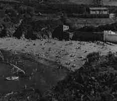 Hele beach c1947 (Ilfracombe Guide 1948, Ilfracombe Museum)